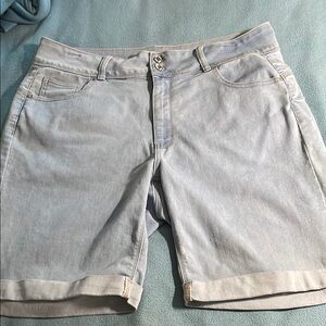 Wax Jeans size 3XL light blue stretch denim shorts